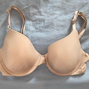 tan Victoria’s secret bra